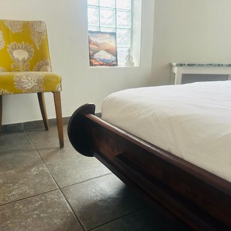 Coastwave Guest House 鲸湾港 外观 照片