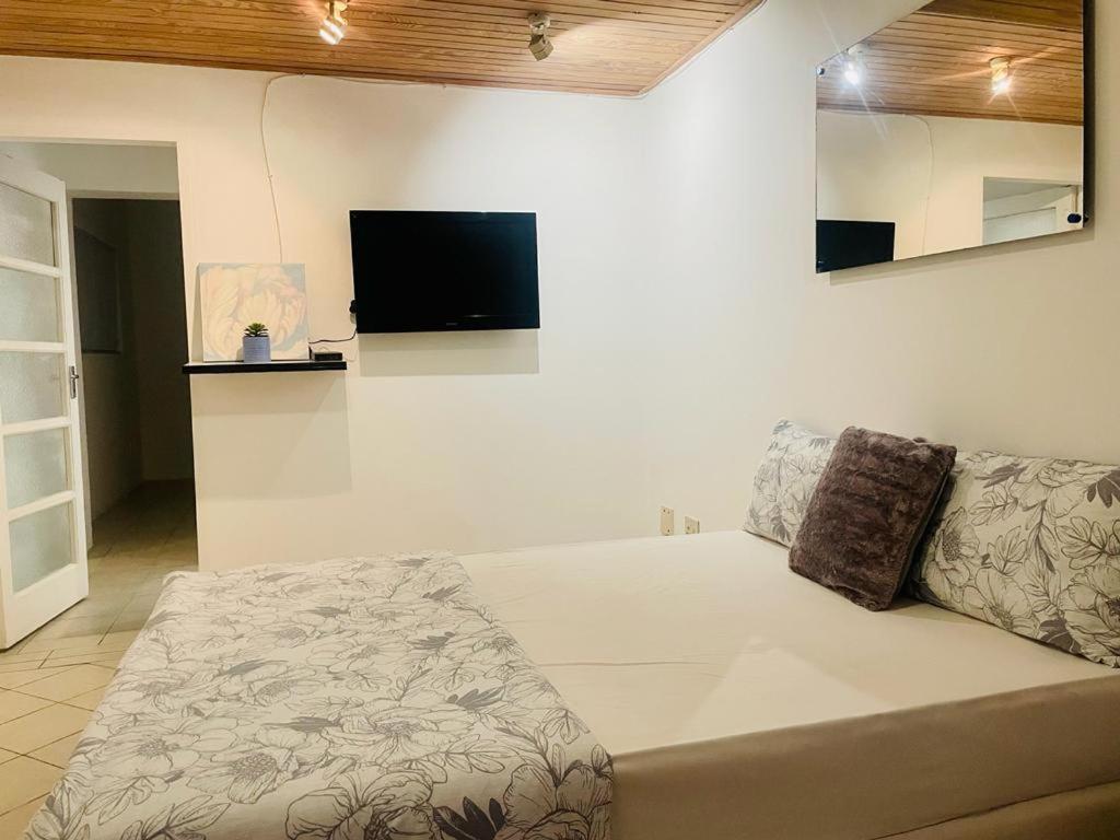 Coastwave Guest House 鲸湾港 外观 照片